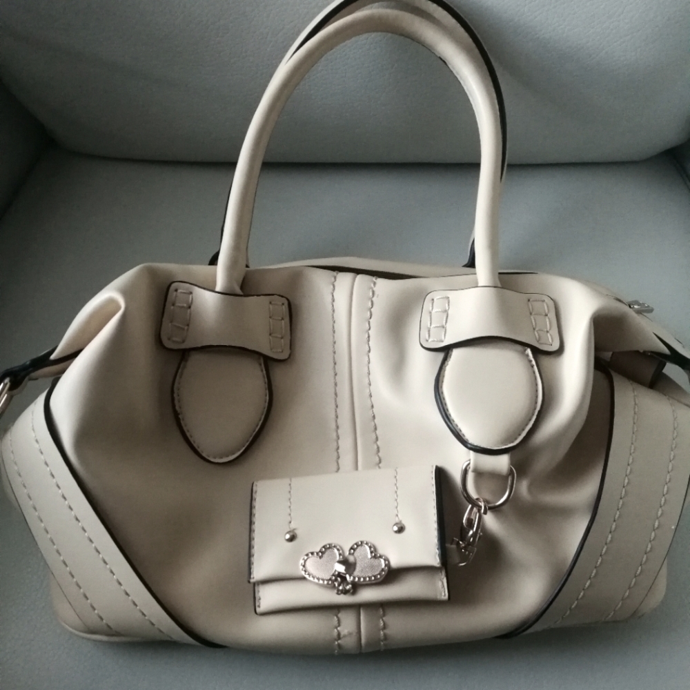Women's handbag